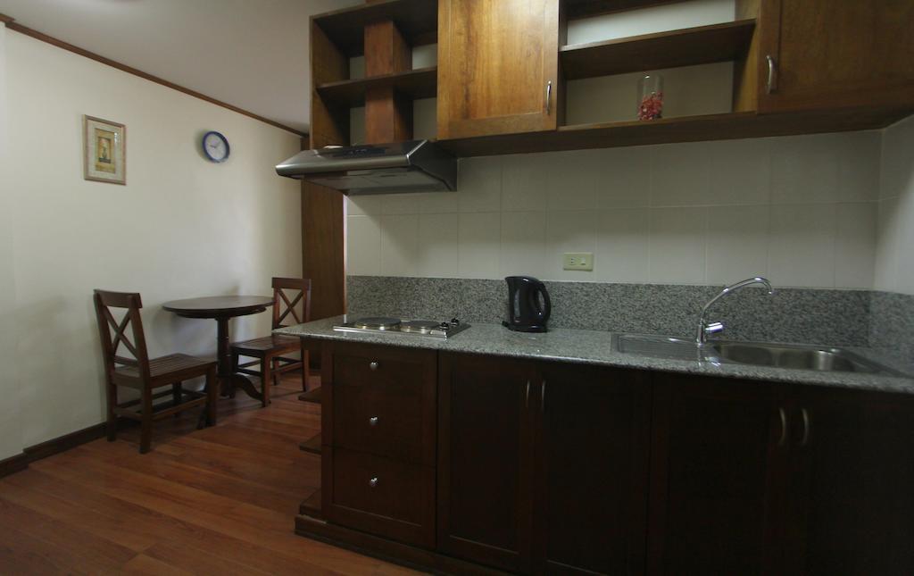 מלון סן פדרו מקאטי Isabelle Royale Makati חדר תמונה