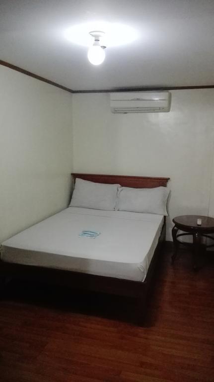 מלון סן פדרו מקאטי Isabelle Royale Makati מראה חיצוני תמונה
